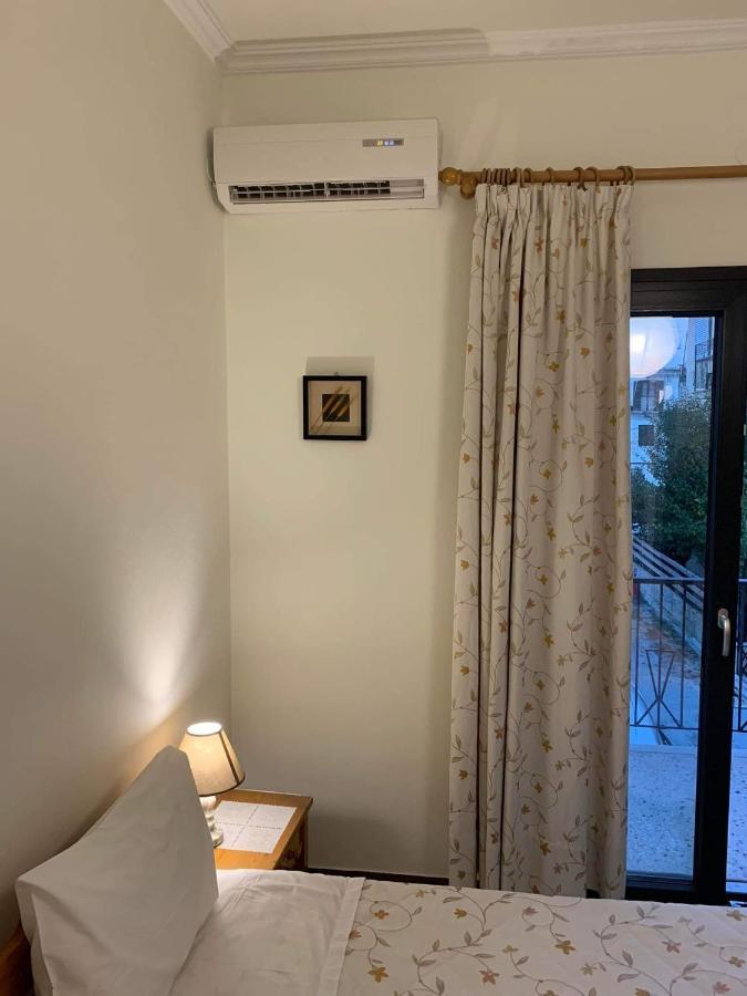 Madalenarooms Benitses (Corfu) Exterior photo