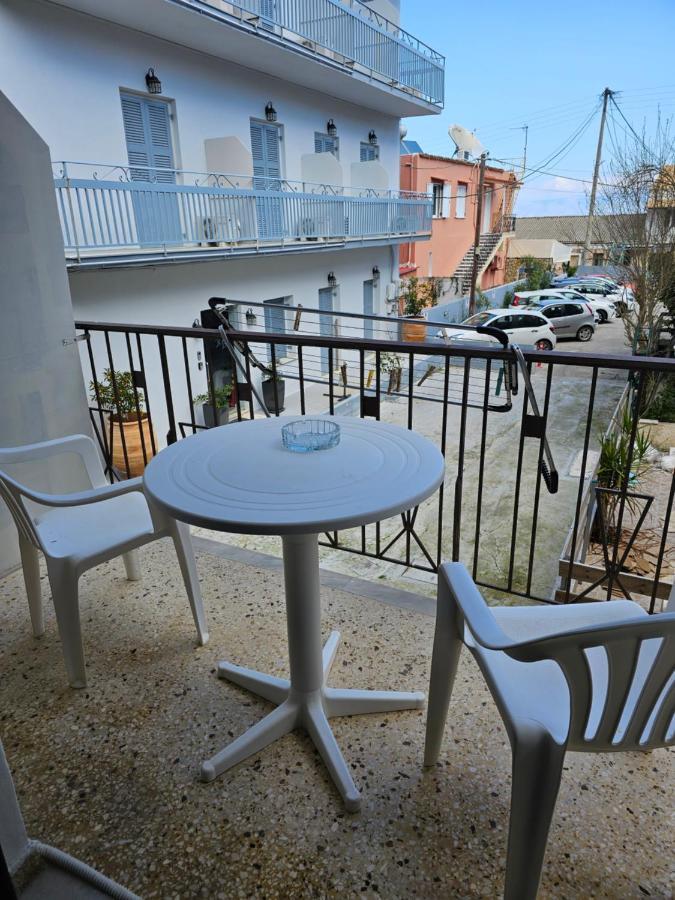 Madalenarooms Benitses (Corfu) Exterior photo